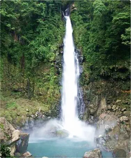 Senrigataki Falls